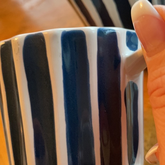 RARE STARBUCKS. Set of 2! Beautiful 2008 mugs in Navy Blue/White Stripes - Picture 7 of 10